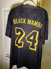 Kobe Bryant Black Mamba T Shirt #24 Large 48” Chest LA Lakers Basketball NWOT