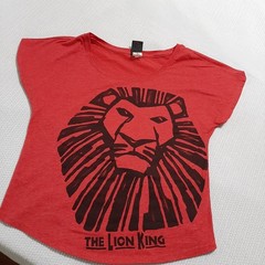 The Lion King Tee shirt medium