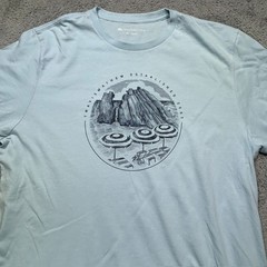 Travis Mathew T-Shirt Men’s XL Light Blue Graphic Short Sleeve Beach Summer EUC