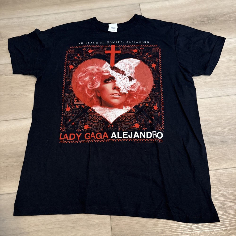 Vintage LADY GAGA Shirt Large Alejandro 2010 Original Band Tee Music Paisley Red