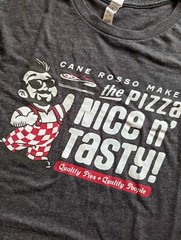 Cane Rosso Makes the Pizza Nice & Tasty T-shirt XL