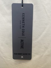 Kenneth Cole Active Men’s Small Vintage White Short Sleeve Crew Neck T-Shirt NWT