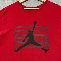 Jordan T-shirt Men’s XL Red Short Sleeve Standard Fit Jumpman 23 Logo