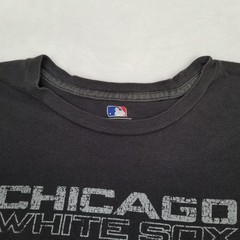 Chicago White Sox Men’s Black Distressed MLB Baseball Graphic T-Shirt Large