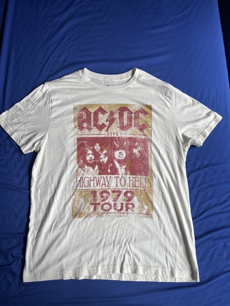 AC/DC Graphic T-Shirt Mens Large Cream Highway To Hell 1979 Tour Rock Band Tee