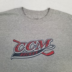 Reebok CCM Hockey Men’s Gray T-Shirt Size Large with Crossed Hockey Sticks Logo