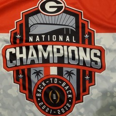 BSM Georgia Bulldogs National Champions Back-to-Back 2021-2022 Camo Shirt Mens M