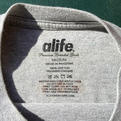 Alife New York T Shirt Men’s Medium Crack 158-99 Streetwear Skater Hip Hop