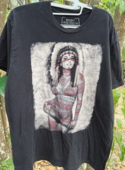 Riot Society Graphic Tee Bikini Model Headdress Print Black L Festival wear Fade