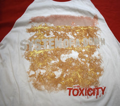 System Of A Down Toxicity Mens White And Red Raglan Shirt New Medium