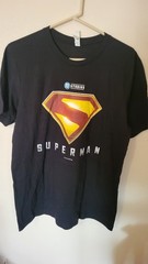 Canvas Sz L t Shirt Superman dc Studios black s Sleeve flo on back comic con 31