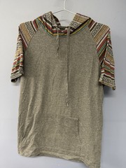 Beautiful Giant Baja Style Short Sleeve Hoodie Gray Multicolor Trim Size L