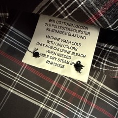 Social Coast Men’s Short Sleeve Button-Down Shirt Size S Black Red White Plaid