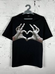 Avant garde Japanese Hands Heart Love T Shirt Size XL