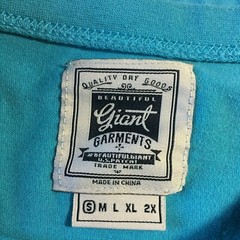 Beautiful Giant Garments Turquoise Graphic Pocket Men’s T-Shirt Size Small Aztec