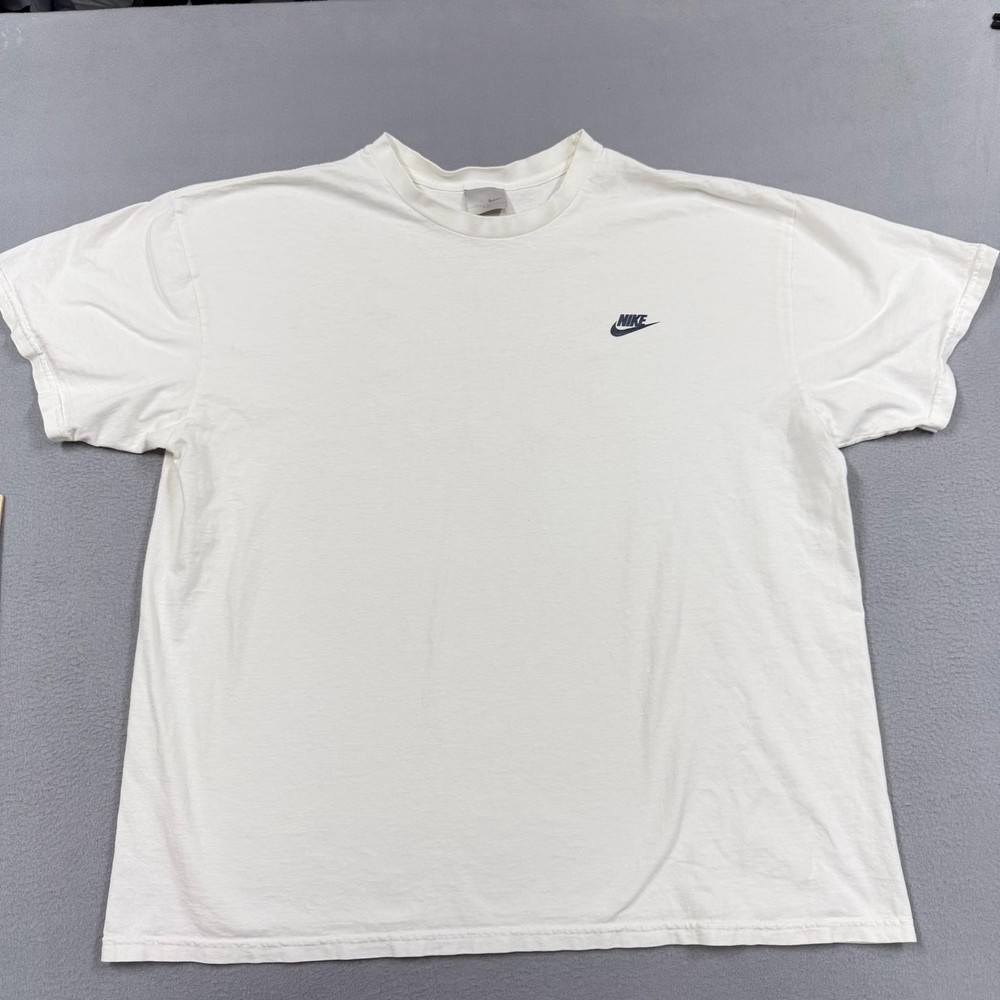 Nike Shirt Mens 2XL White There Is No Finish Line Back Print Graphic T-Shirt Tee