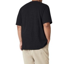 Chaps Men’s Coastland Wash T-shirt with Chest Pocket, American Black, Size M