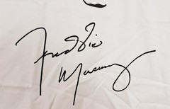 Official Freddie Mercury Queen White T-Shirt Size Large Brand New With Tags Spen