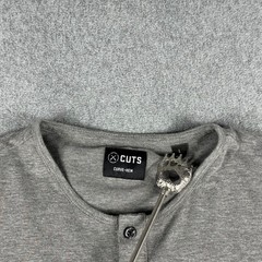 Cuts Curve Hem Henley Shirt Mens L Gray Short Sleeve Comfort Casual