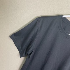 The Nike Tee Men’s M Dri-Fit Swoosh Gray Crewneck Short Sleeve T-Shirt