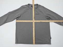 Patagonia Long Sleeve Logo T-Shirt Mens L Graphic Gray Organic Cotton