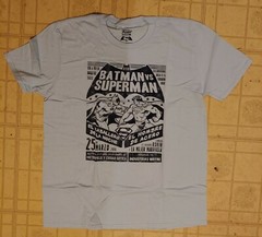 BATMAN vs SUPERMAN Light Blue T-Shirt – Men’s XL – Legion of Collectors – 3/16