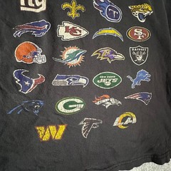 NFL Team Apparel T-Shirt XS Black Mens All Team Logo Distressed Relaxed
