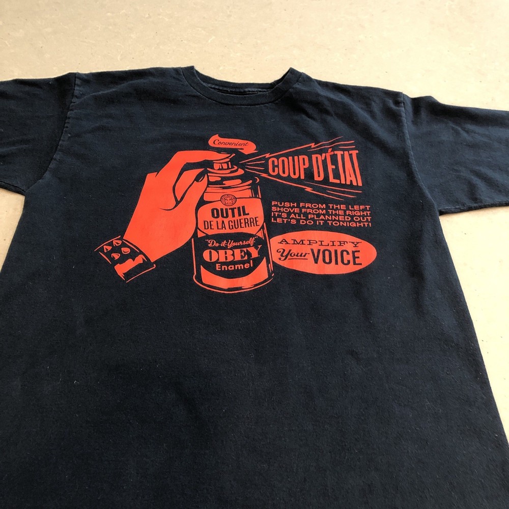 Obey Navy Blue & Red “Coup D ‘Etat” Graphic T-Shirt Sz M