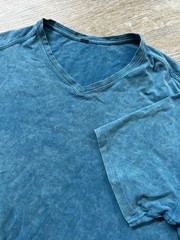 Lululemon V Neck T Shirt Large 5 Year Basic Cotton Mineral Wash Pewter Blue Mens