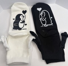 2 Pairs Holding Hands Socks, Magnetic Penguin Couple NEW