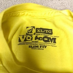 Y2K Volcom Stone Skateboard T-shirt Mens XL Slim Yellow Logo Spellout