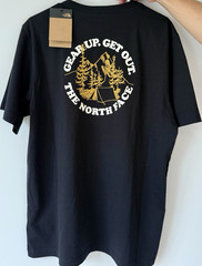 The North Face Men’s L Black Graphic Print Crew Neck Short Sleeve T-Shirt