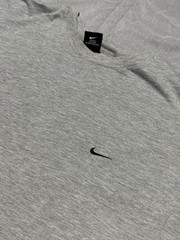 Vintage Nike Essential Grey Mini Swoosh Embroidered T-Shirt Men’s XL