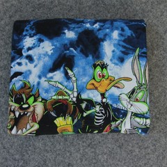 Six Flags T Shirt XL Looney Tunes Zombie Horror Halloween Fright Night Marvin