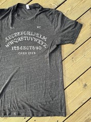 Ouija Board T Shirt Open Eyes Horror Halloween Graphic Tee USA Mens L
