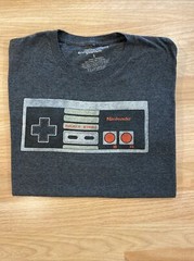 Camiseta Manga Corta Para Hombre Nintendo Franela Consola NES Gráfica Vintage