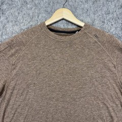 Tasc Carrollton T-Shirt Men’s Medium Brown Bamboo Short Sleeve Stretch