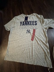 New York Yankees Majestic Baseball T-Shirt Gray Men’s XL NWT Official MBL