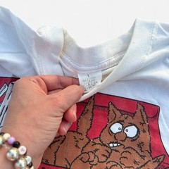 Vintage 1993 White & Red Unlucky Fried Kitten Graphic T-Shirt Size Adult Large