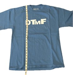 Bad Bunny DTMF T-Shirt Size Small Blue Plastic Chair Official Merch Puerto Rico