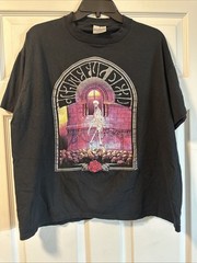 Vintage Grateful Dead Skeleton Walking on Skulls Thrashed T-Shirt Brockum USA