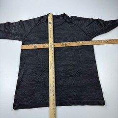Lululemon Performance Shirt Mens Large Gray Crew Neck Lightweight Stretch