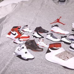 Vintage Air Jordan Retro All Shoes OG 1-21 I-XXI T Shirt Size XL iv xi iii xiii