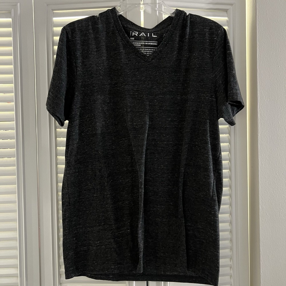 The Rail Men’s T Shirt L Black White Specks Large Pocket Stretch Round Neck