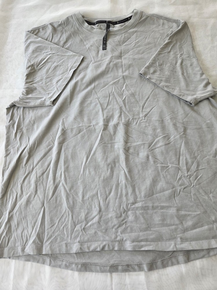 Kenneth Cole Men’s Gray Solid Crew Neck Short Sleeve T-Shirt, Size XXL