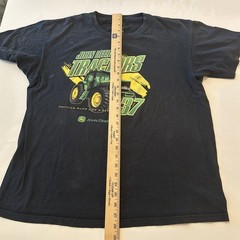 John Deere T-Shirt Men’s Sz XL Black Knit Crewneck “Nothing Runs Like A Deere”