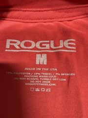 Rogue Shirt Mens Medium Red USA Flag Graphic Athletic Gym Stretch Tee Tagless