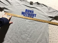 Nike T Shirt Mens L Large Gray Runs Without Shoes Spell Out Crew Neck Running