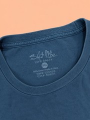 Salt Life Skull and Poles Short Sleeve Pocket Tee