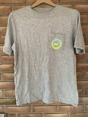 Vineyard Vines Men’s Small Gray Whale Short Sleeve Cotton T-shirt with Pocket